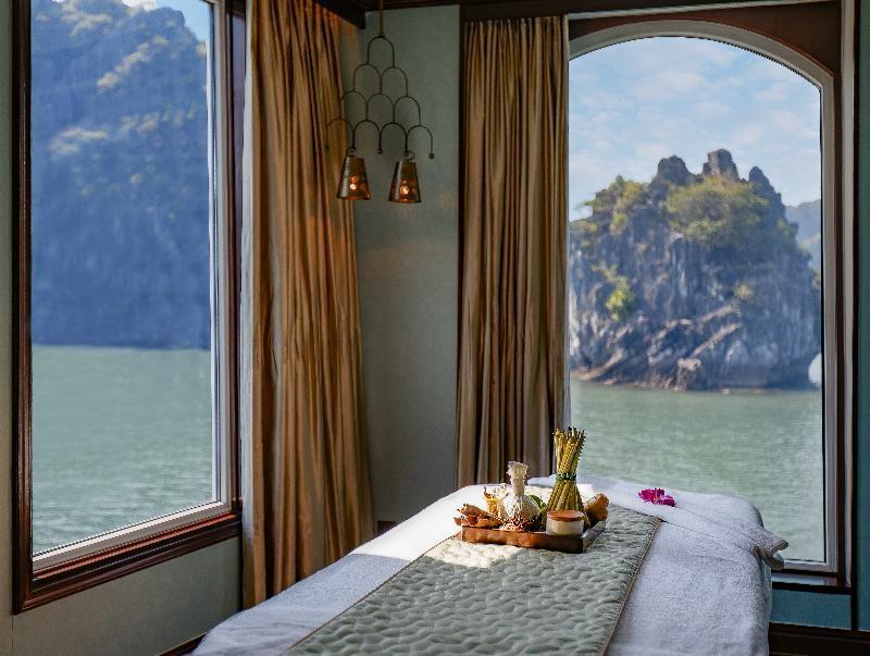 Heritage Line Ylang Cruise - Halong Bay & Lan Ha Bay Ha Long Eksteriør billede