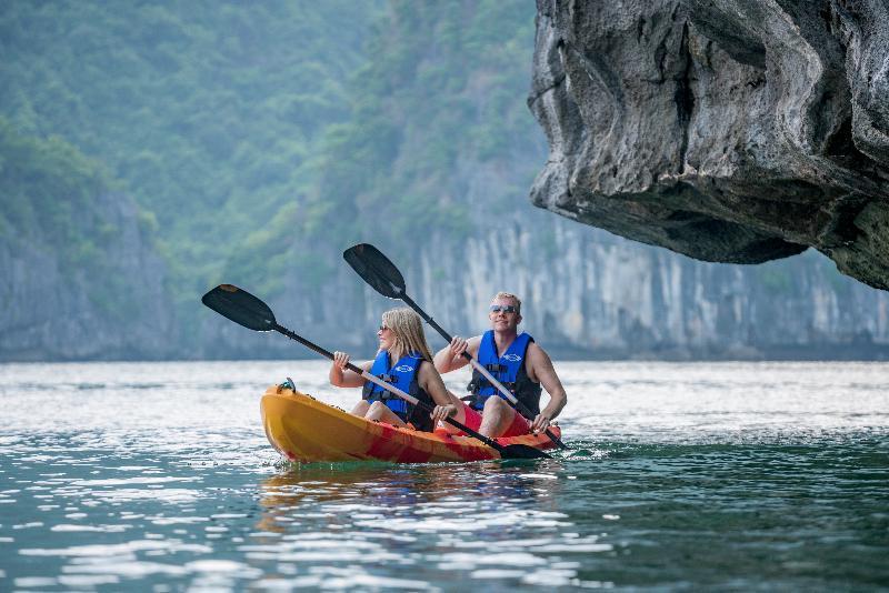 Heritage Line Ylang Cruise - Halong Bay & Lan Ha Bay Ha Long Eksteriør billede