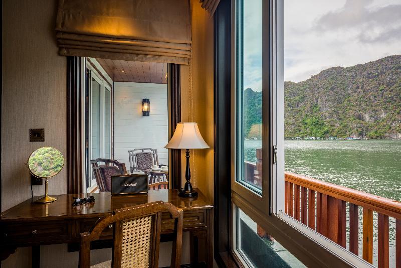 Heritage Line Ylang Cruise - Halong Bay & Lan Ha Bay Ha Long Eksteriør billede