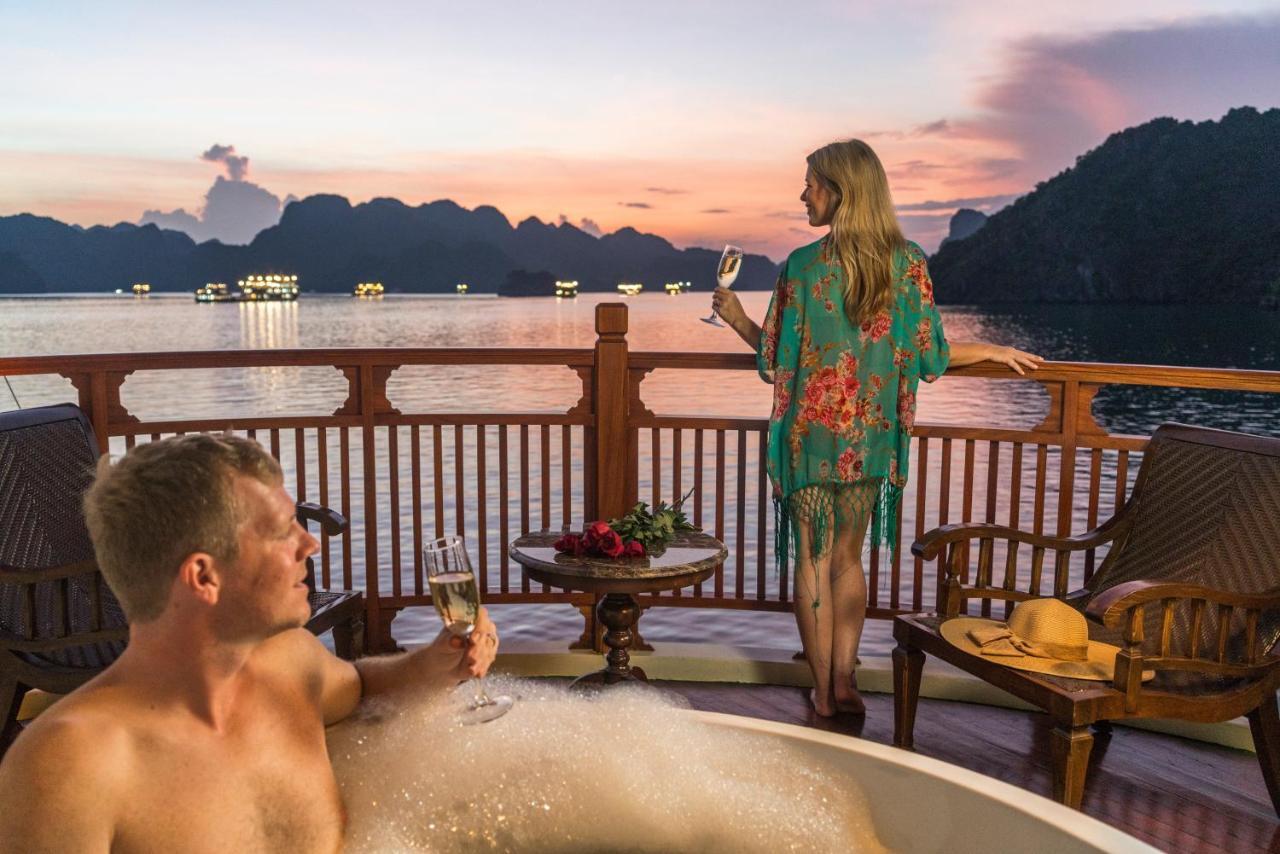 Heritage Line Ylang Cruise - Halong Bay & Lan Ha Bay Ha Long Eksteriør billede